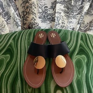 Tory Burch Patos Navy Blue size 9